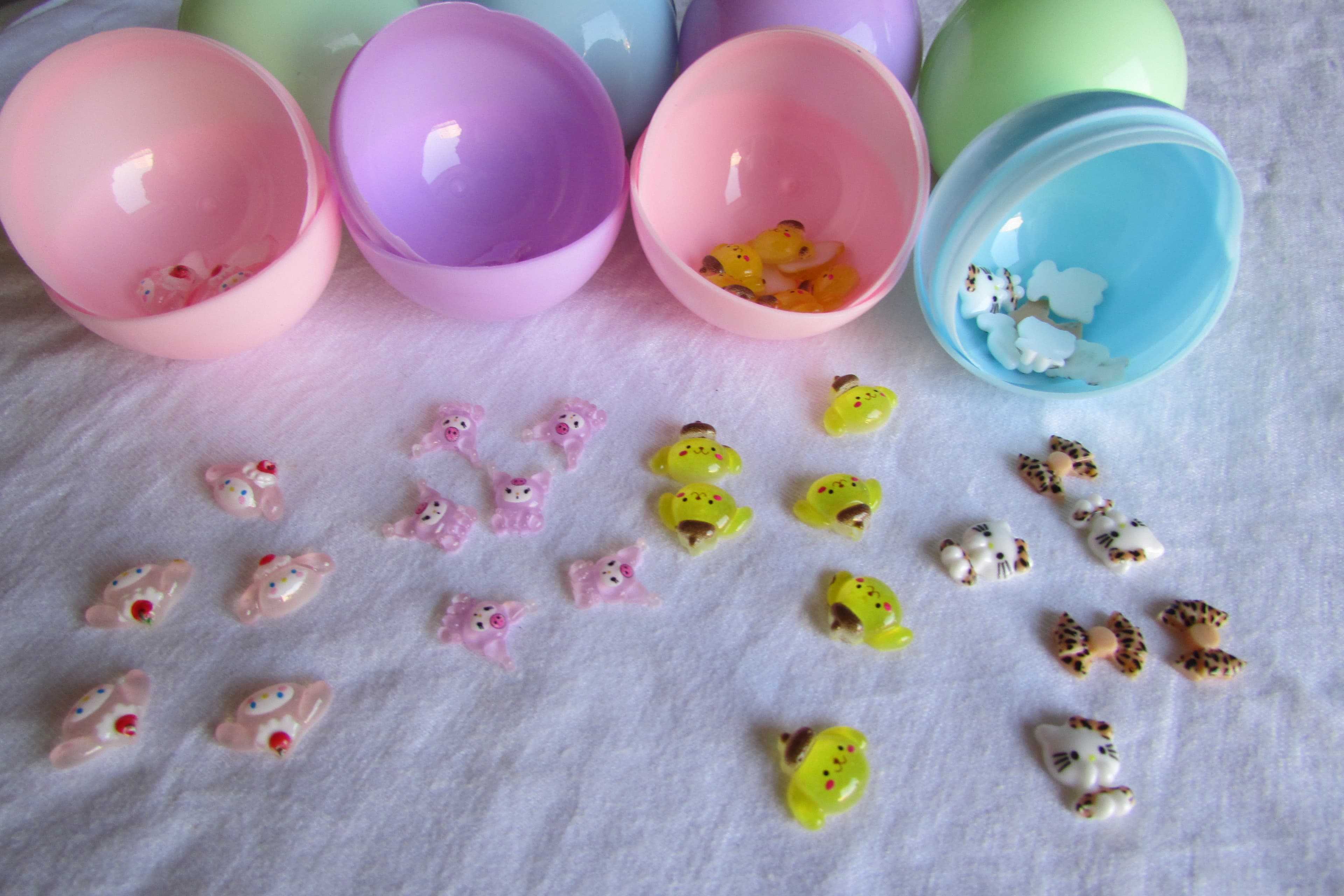 Bolas sorpresa charms para uñas